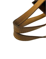 Louis Vuitton Vernis Reade Hand Bag
