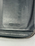 Bottega Veneta Black Leather Zippy Wallet - Clutch