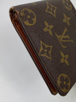 Louis Vuitton Monogram Bifold Wallet