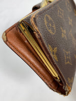 Louis Vuitton Monogram Kisslock Wallet