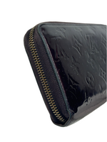 Louis Vuitton Vernis Monogram Zippy Wallet
