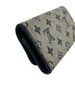 Louis Vuitton Canvas Monogram Key Holder