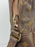 Louis Vuitton Monogram Messenger Bag