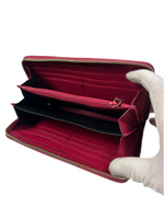 Yves Saint Laurent YSL Leather Zippy Wallet