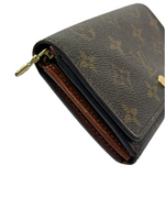 Louis Vuitton Monogram Zippy Wallet